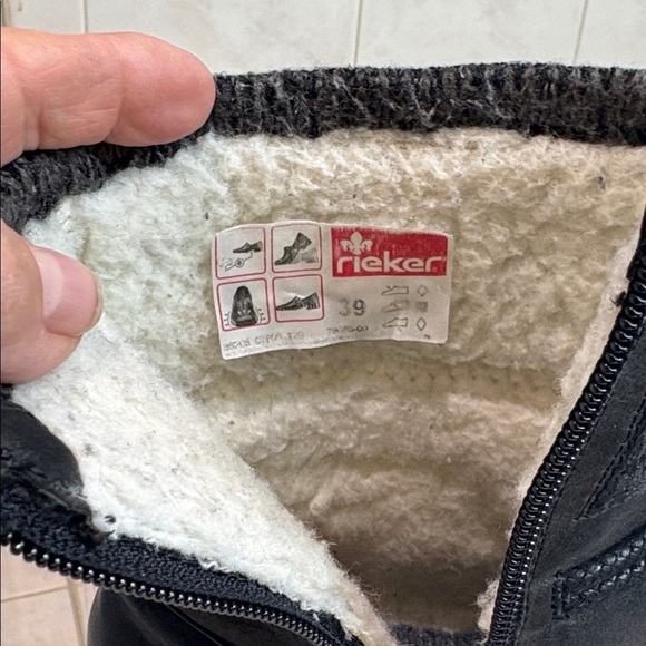 Rieker “79688 Fee” Black Faux Leather Ankle Boots with Knit Cuff & Zip Closure - Picture 6 of 9